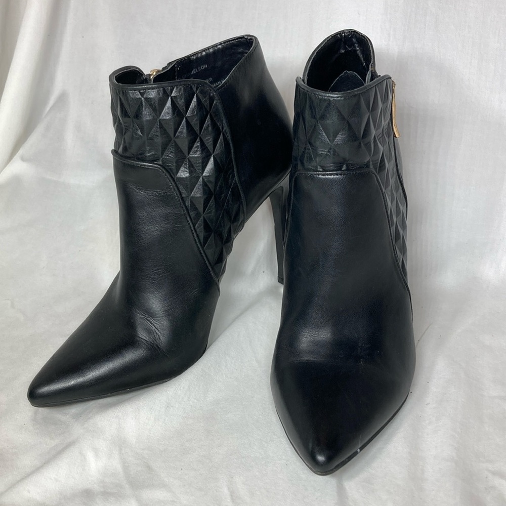 BCBGENERATION Black Leather Heeled Booties, size 7